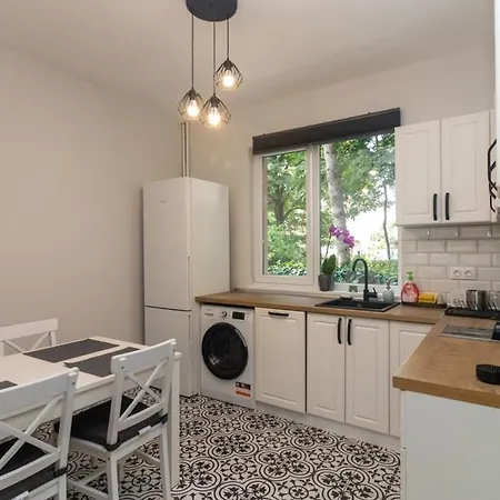 Апартамент Charming Gem With Location By Flat Mаnager *